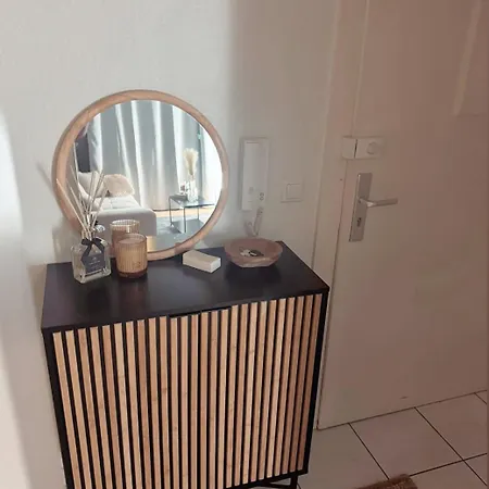 Apartamento Mit Balkon Im Herzen Hannovers